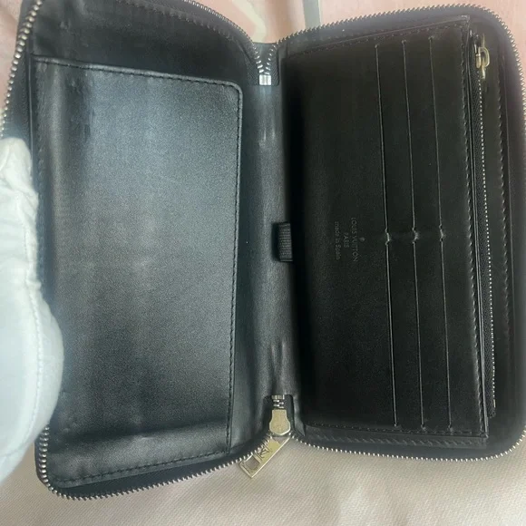Louis Vuitton Classic Black leather zippy wallet organizer - Picture 9 of 16